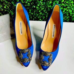 Manolo Blahnik- Hangisi (Sex and the City shoe)